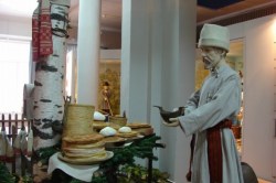 Марий кумалтышлан пӧлеклалтше стенд Т.Евсеев лӱмеш тоштерыште